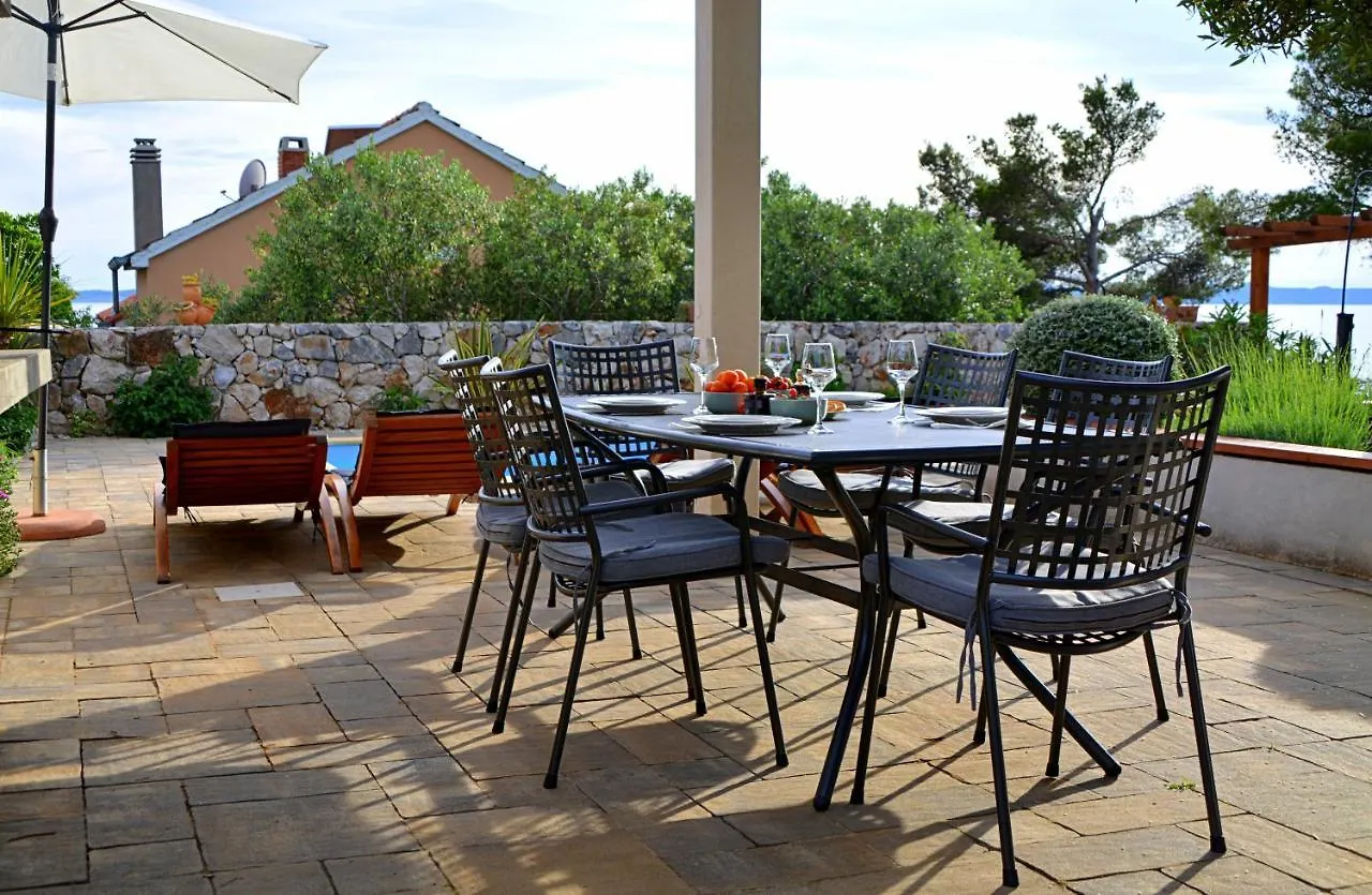 Holiday home Robinson House Bosiljka Croatia